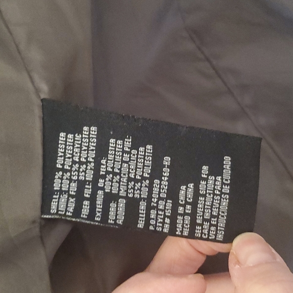 Women's d.e.t.a.i.l.s Hooded Jacket - Picture 14 of 14